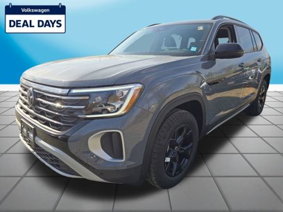 New 2025 Volkswagen Atlas Peak Edition SE