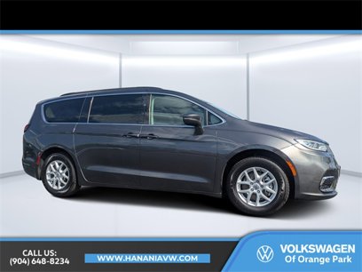 Used 2022 Chrysler Pacifica Touring-L