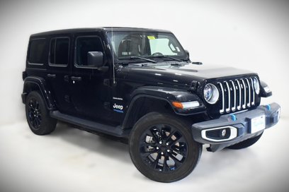 Used 2022 Jeep Wrangler Unlimited Sahara w/ Cold Weather Group