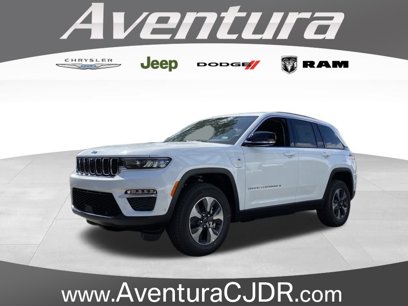 New 2023 Jeep Grand Cherokee 4WD 4xe w/ Luxury Tech Group II