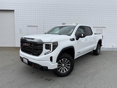 Used 2023 GMC Sierra 1500 AT4 w/ Technology Package