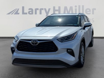 Used 2023 Toyota Highlander Platinum