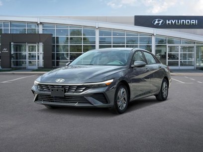 New 2025 Hyundai Elantra Blue