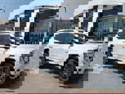 New 2025 GMC Acadia Elevation