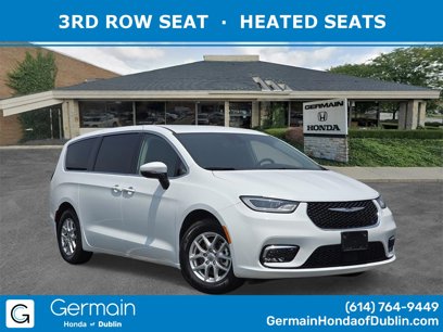 Used 2023 Chrysler Pacifica Touring-L
