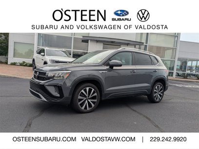 Certified 2024 Volkswagen Taos SE w/ Panoramic Sunroof Package