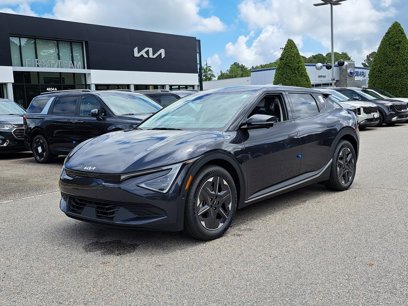 New 2025 Kia EV6 Light