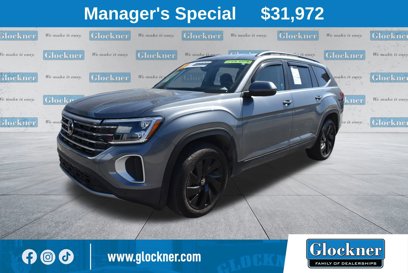 Used 2024 Volkswagen Atlas SE w/ Black Wheel Package