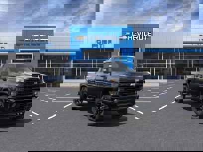 New 2025 Chevrolet Silverado 2500 Custom w/ Custom Value Package
