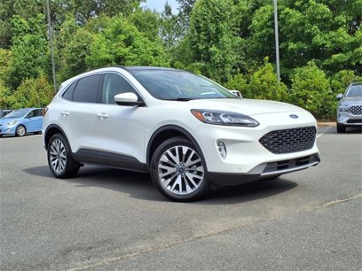Used 2022 Ford Escape Titanium w/ Class II Trailer Tow Package