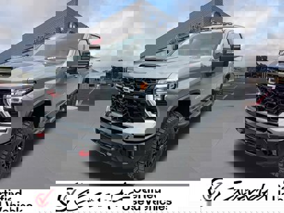 Used 2024 Chevrolet Silverado 2500 ZR2 w/ Technology Package