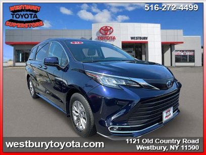 Certified 2023 Toyota Sienna XLE