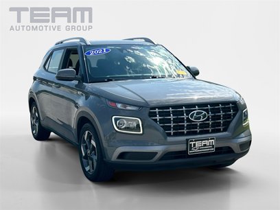 Used 2021 Hyundai Venue SEL w/ Premium Package