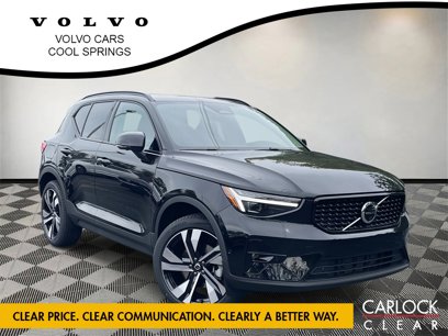 New 2025 Volvo XC40 B5 Plus w/ Protection Package Premier