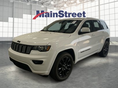 Used 2020 Jeep Grand Cherokee Altitude