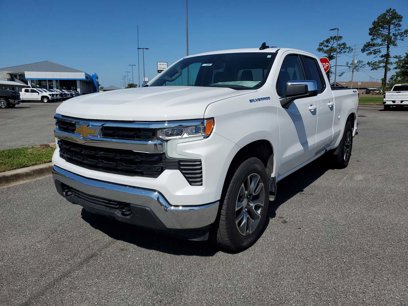 New 2025 Chevrolet Silverado 1500 LT w/ Convenience Package II