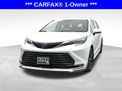 Used 2024 Toyota Sienna XLE