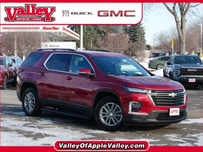 Used 2023 Chevrolet Traverse LT