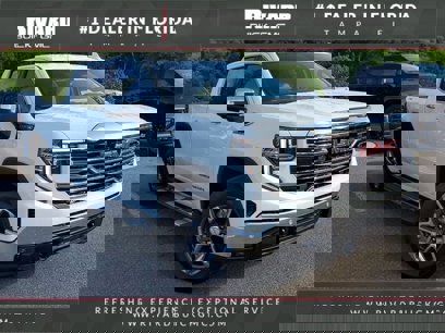 Used 2025 GMC Sierra 1500 SLT w/ SLT Premium Plus Package