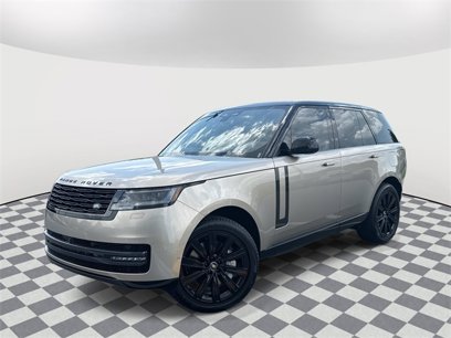 New 2025 Land Rover Range Rover SE