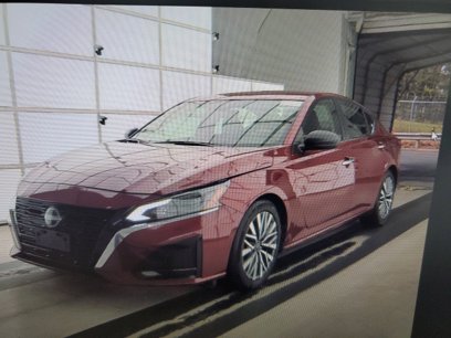 Used 2024 Nissan Altima 2.5 SV
