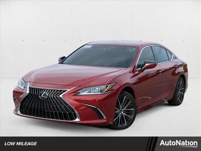 Used 2025 Lexus ES 350 w/ Premium Package