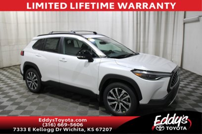 New 2025 Toyota Corolla Cross XLE w/ Convenience Package