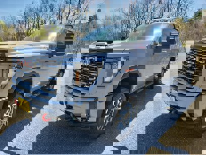 New 2025 GMC Sierra 2500 AT4 w/ AT4 Premium Plus Package