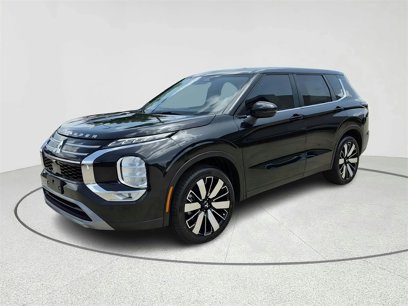 New 2025 Mitsubishi Outlander SE