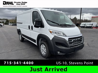 New 2025 RAM ProMaster 2500 w/ Quick Order Package 22G SLT