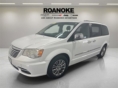 Used 2014 Chrysler Town & Country Touring-L w/ Driver Convenience Group