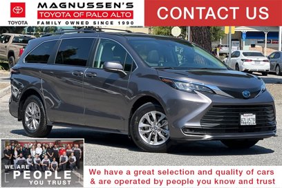 Certified 2022 Toyota Sienna LE