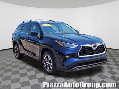 Used 2022 Toyota Highlander XLE