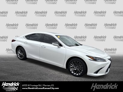 Used 2024 Lexus ES 300h Ultra Luxury w/ Accessory Package (Z2)
