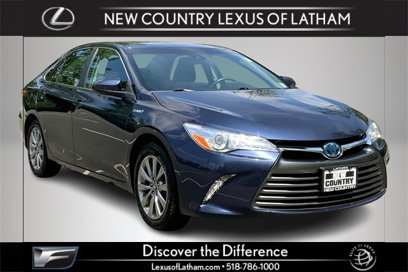 Used 2017 Toyota Camry XLE w/ Moonroof Package