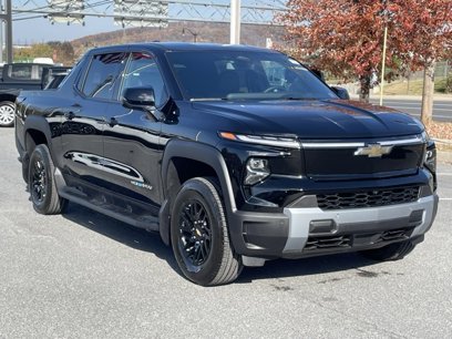New 2025 Chevrolet Silverado EV LT