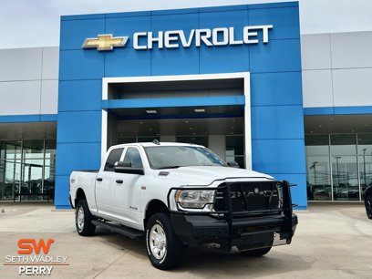 Used 2022 RAM 2500 Tradesman w/ Chrome Appearance Group