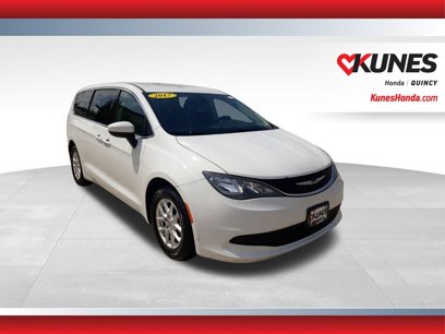 Used 2017 Chrysler Pacifica Touring