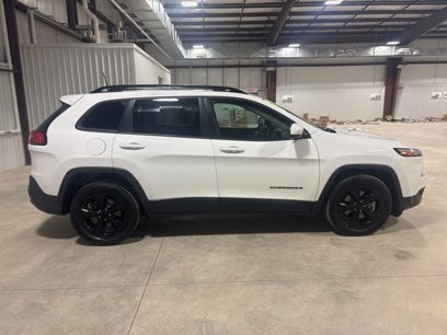 Used 2018 Jeep Cherokee Latitude w/ Altitude Package