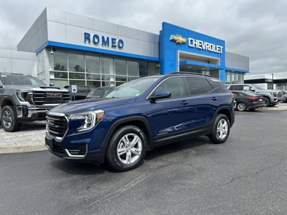 Used 2022 GMC Terrain SLE w/ Driver Convenience Package