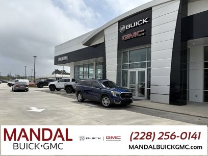 Used 2022 GMC Terrain SLE w/ Driver Convenience Package