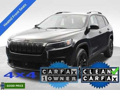 Used 2023 Jeep Cherokee Altitude Lux