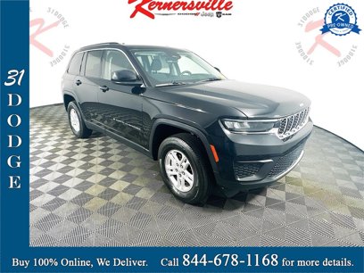 Used 2022 Jeep Grand Cherokee Laredo w/ Luxury Tech Group I