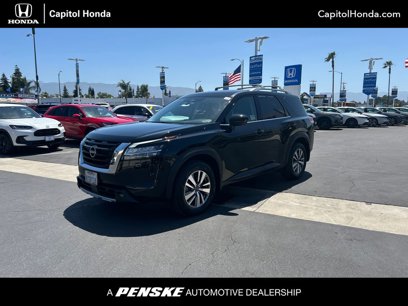 Used 2022 Nissan Pathfinder SL