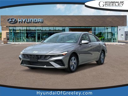 New 2025 Hyundai Elantra SE