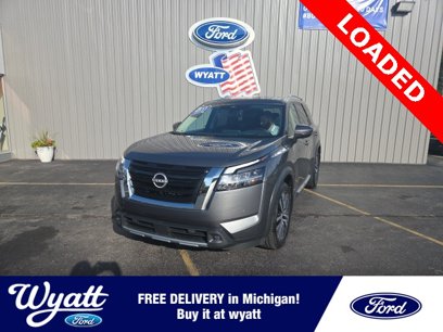Used 2022 Nissan Pathfinder Platinum