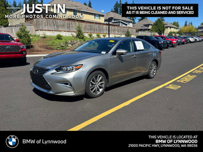Used 2016 Lexus ES 300h