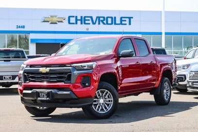New 2025 Chevrolet Colorado LT w/ LT Convenience Package