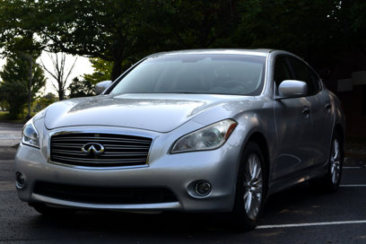Used 2012 INFINITI M56 x w/ Deluxe Touring Pkg