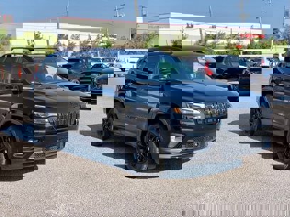 Certified 2023 Jeep Cherokee Altitude Lux